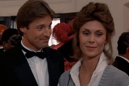 Scarecrow And Mrs King Theme Song